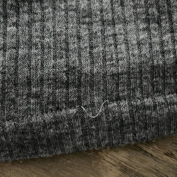 One Teaspoon Gray Ribbed Knit Pencil Skirt Size S - Picture 7 of 8